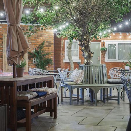 The Clarence Boutique Rooms بورتسماوث المظهر الخارجي الصورة
