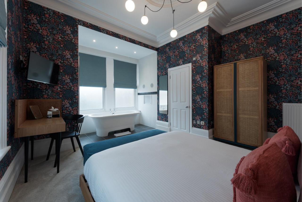 The Clarence Boutique Rooms بورتسماوث المظهر الخارجي الصورة